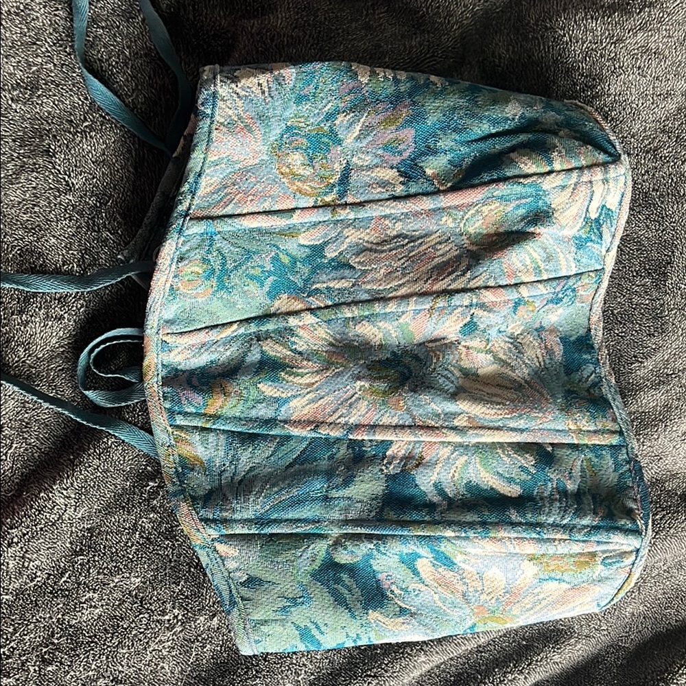 Windsor Floral Blue Crop Top